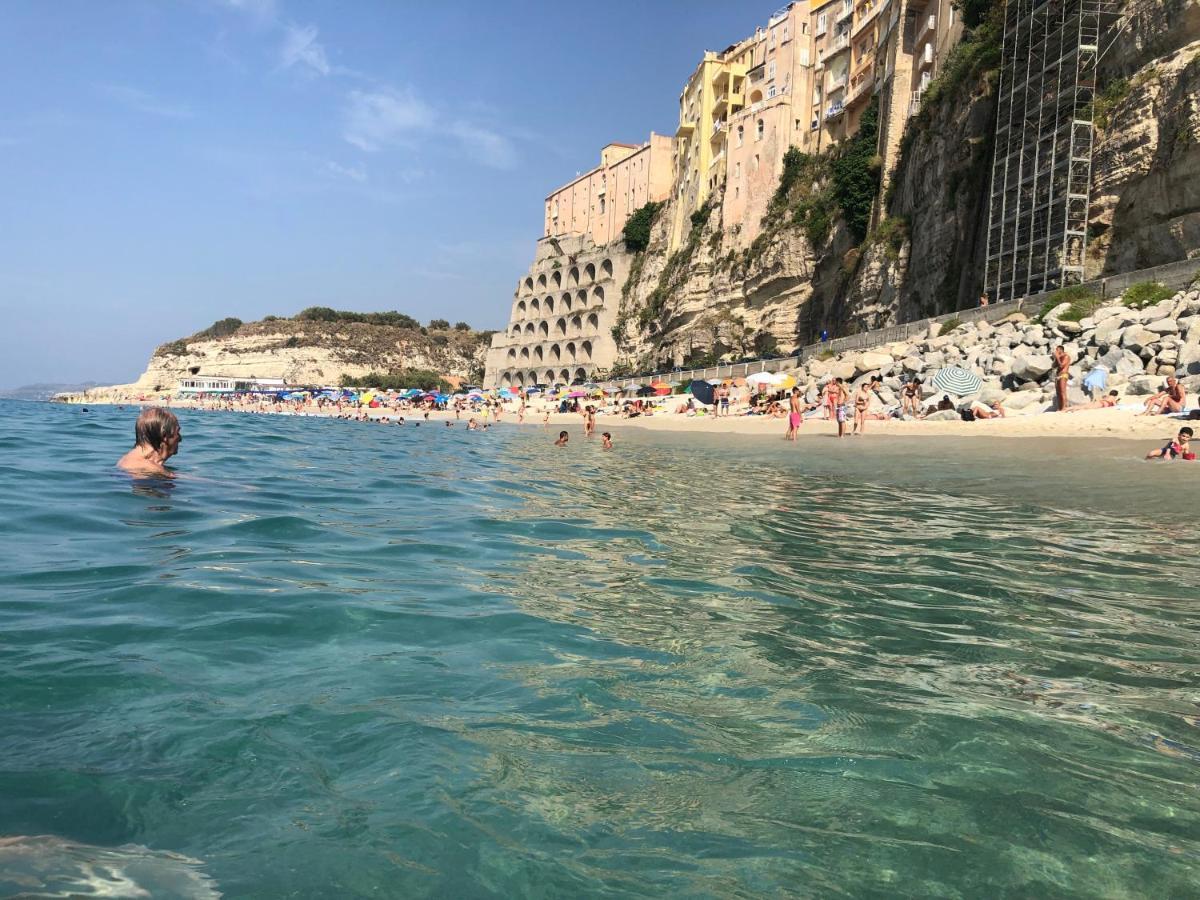 Puro Lino Tropea, Casa B&B al Centro Esterno foto