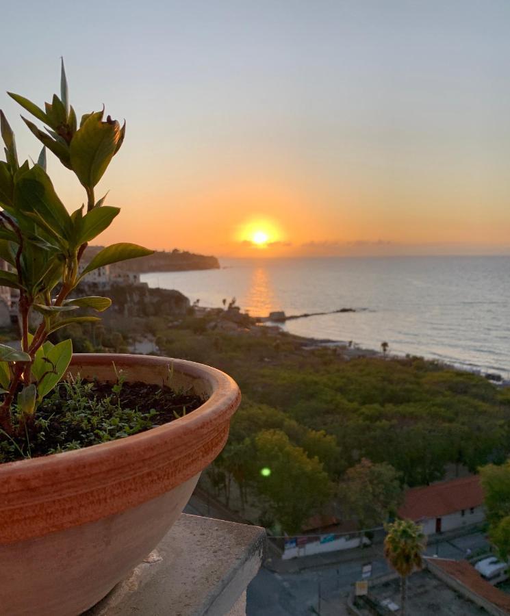 Puro Lino Tropea, Casa B&B al Centro Esterno foto