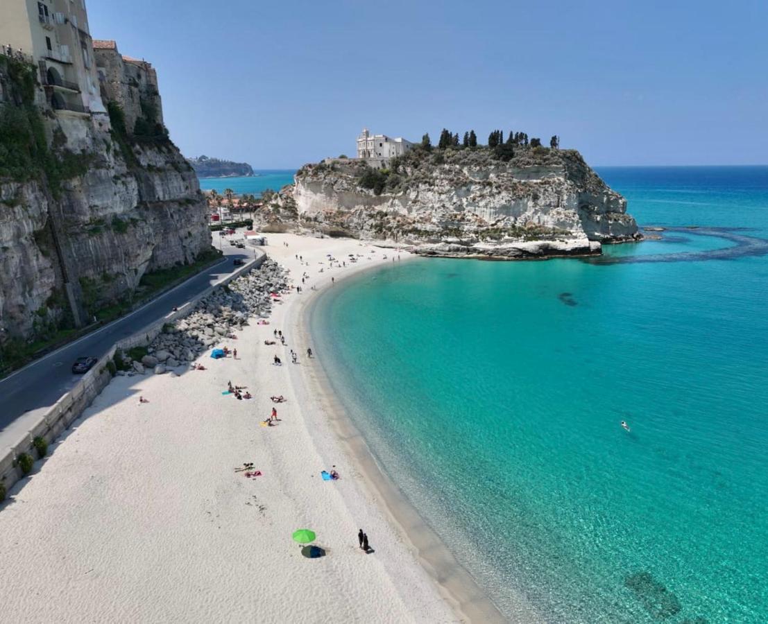 Puro Lino Tropea, Casa B&B al Centro Esterno foto